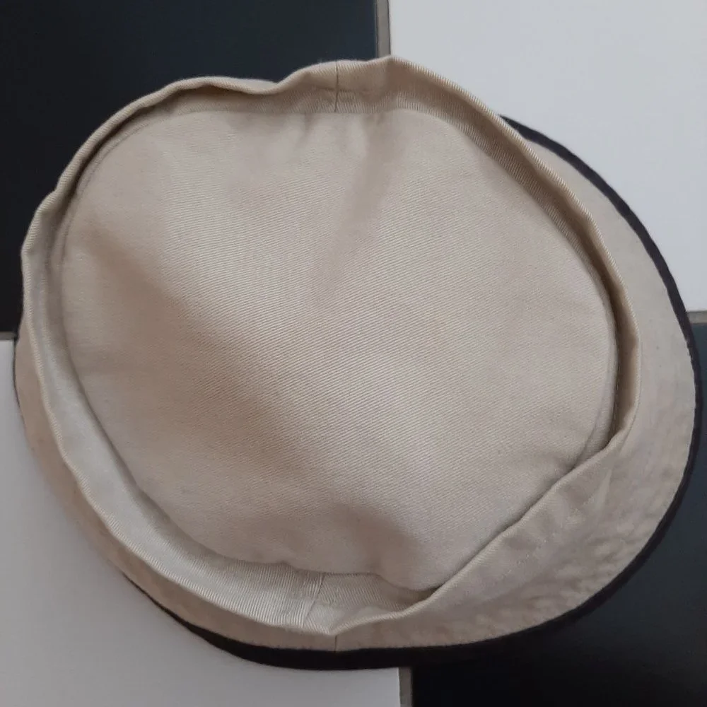 Hat - Picture 5 of 9
